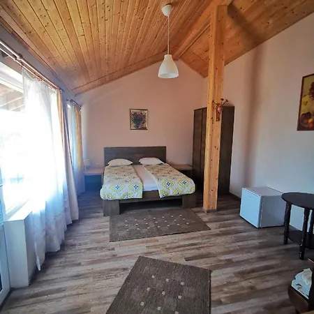 Penzion Guest House Ezerets