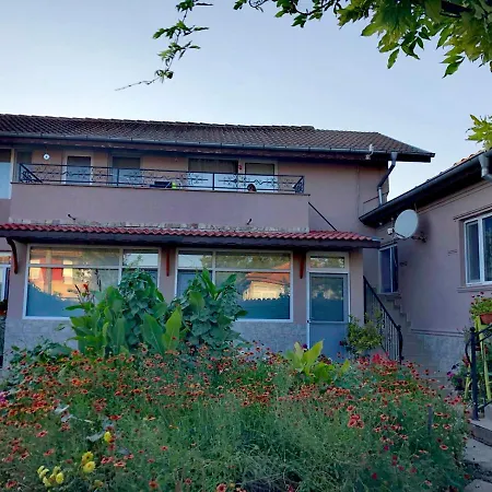 Guest House Ezerets Ezerets