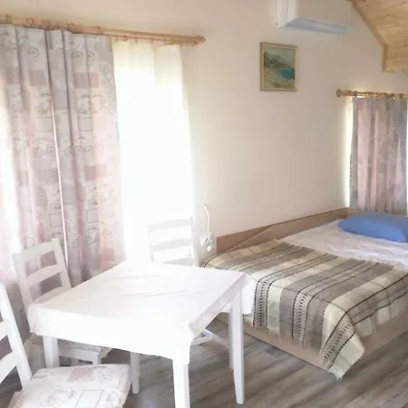 Гостевой дом Guest House Ezerets Ezerets